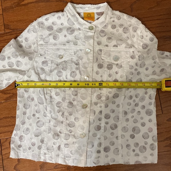 Ruby Rd. White button down blouse Size PM - Picture 8 of 10